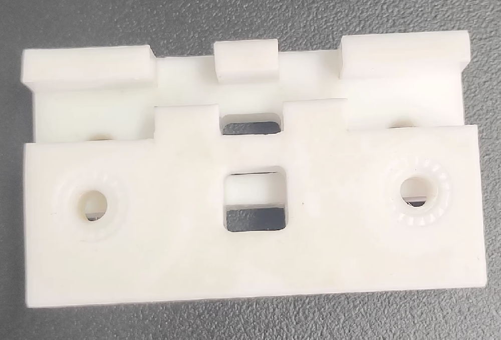 Fixture for ionic conductivity testing